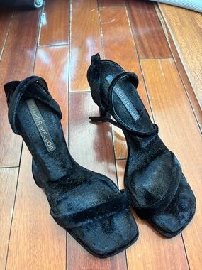 Tamara Mellon Velvet Shimmer Strap Sandals in Black